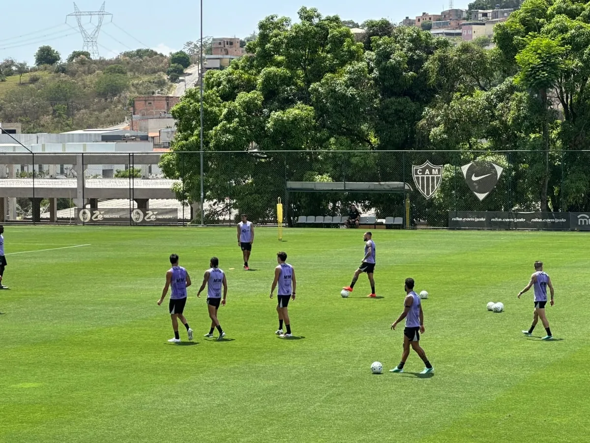 Atlético-MG informa evolução de Everson, Victor Hugo e outros lesionados