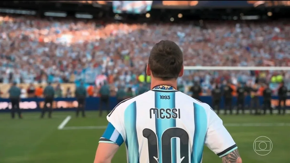 Messi formaliza compra integral do Eldense, mas aguarda aval na Espanha