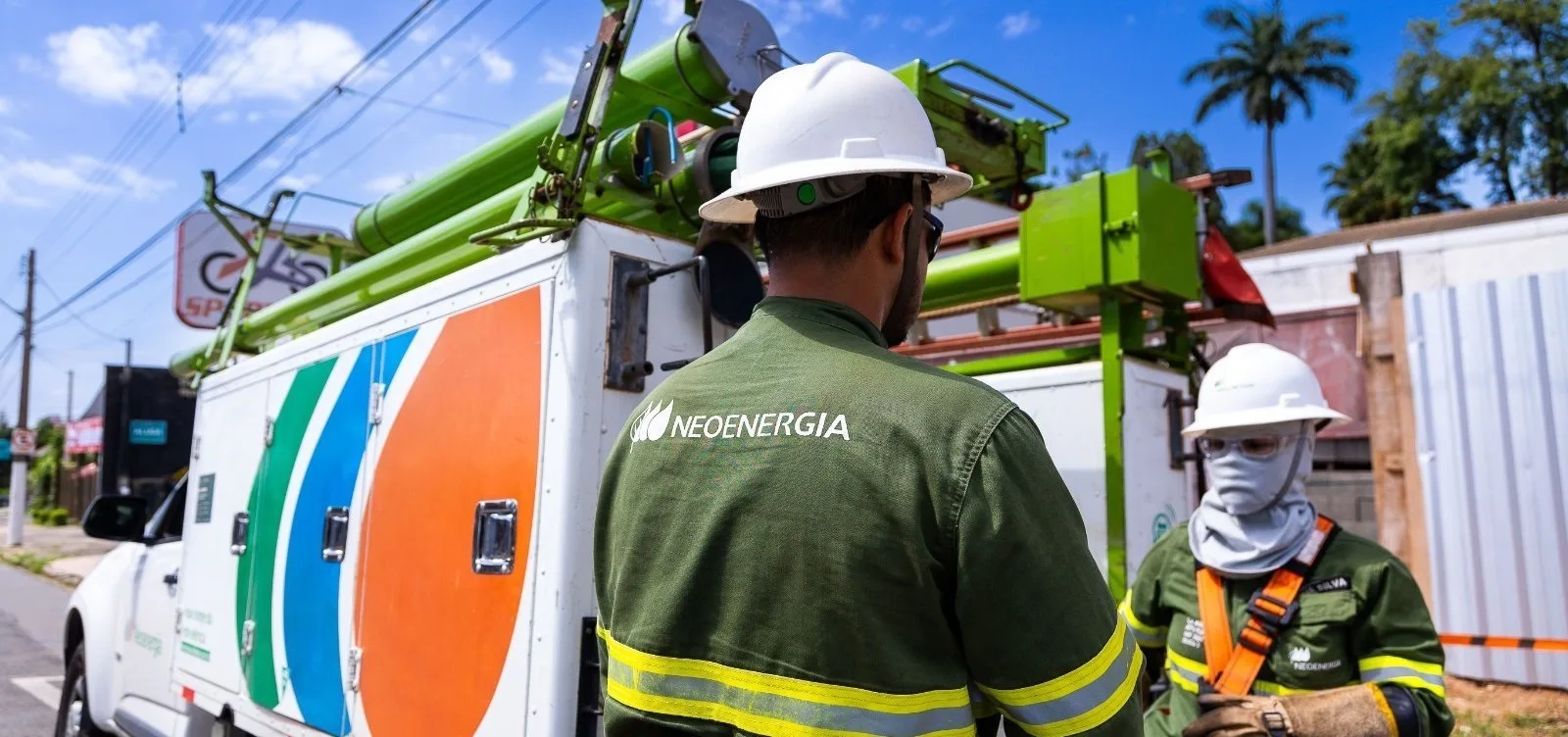 Salvador terá desligamentos programados de energia em 14 bairros nesta quarta-feira