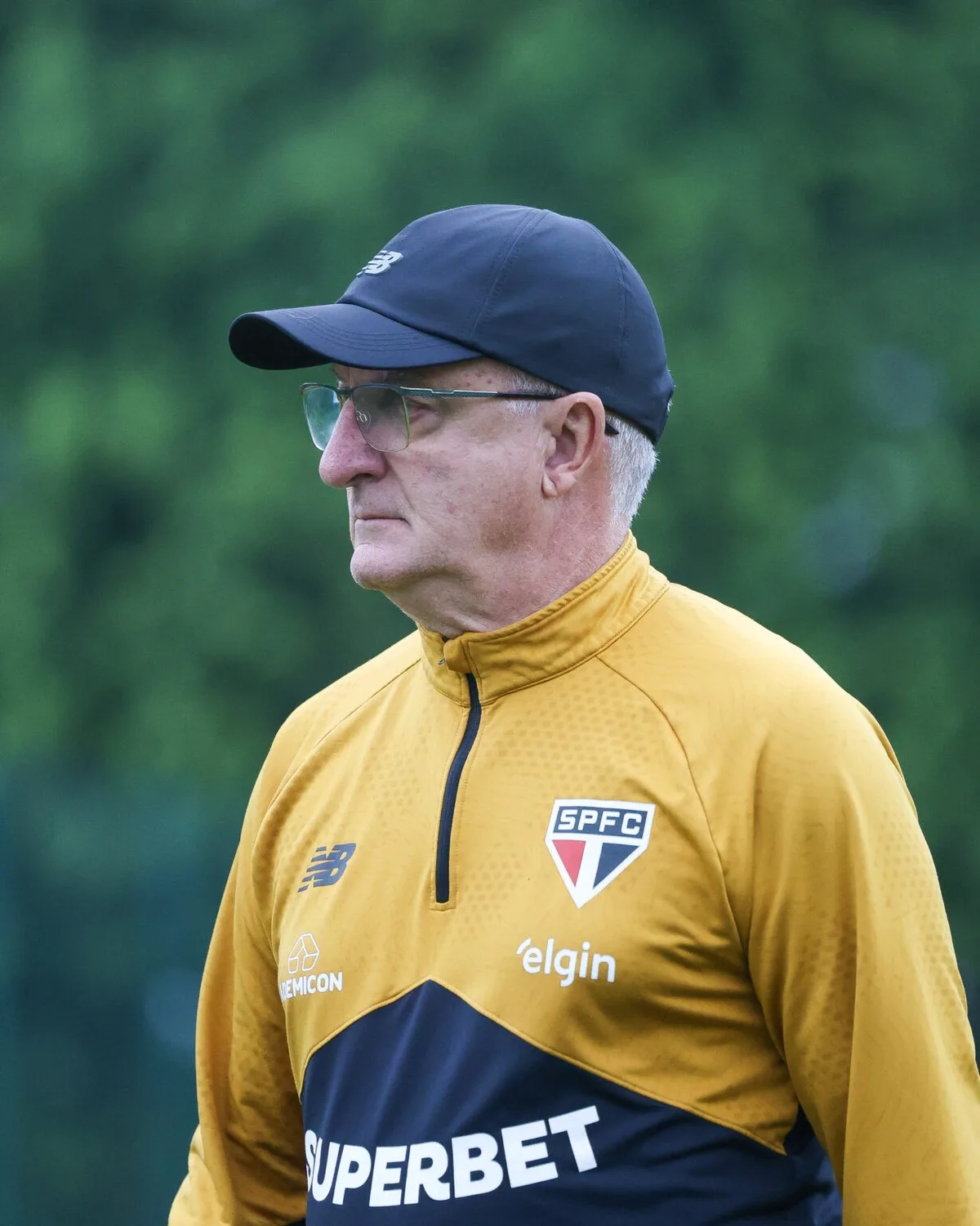 São Paulo encerra preparação e define relacionados para duelo com o Inter