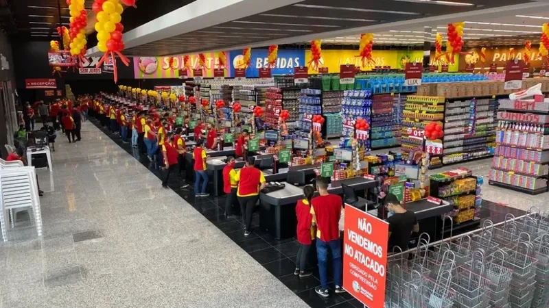 Justiça condena supermercado de Manaus por escala de até nove dias seguidos
