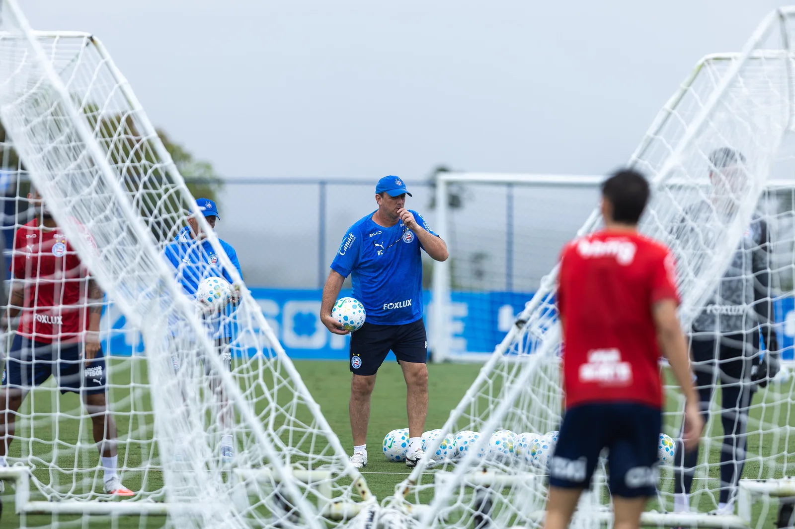 Marco Moreno aparece como favorito para vaga deixada por Ramos Mingo no Bahia