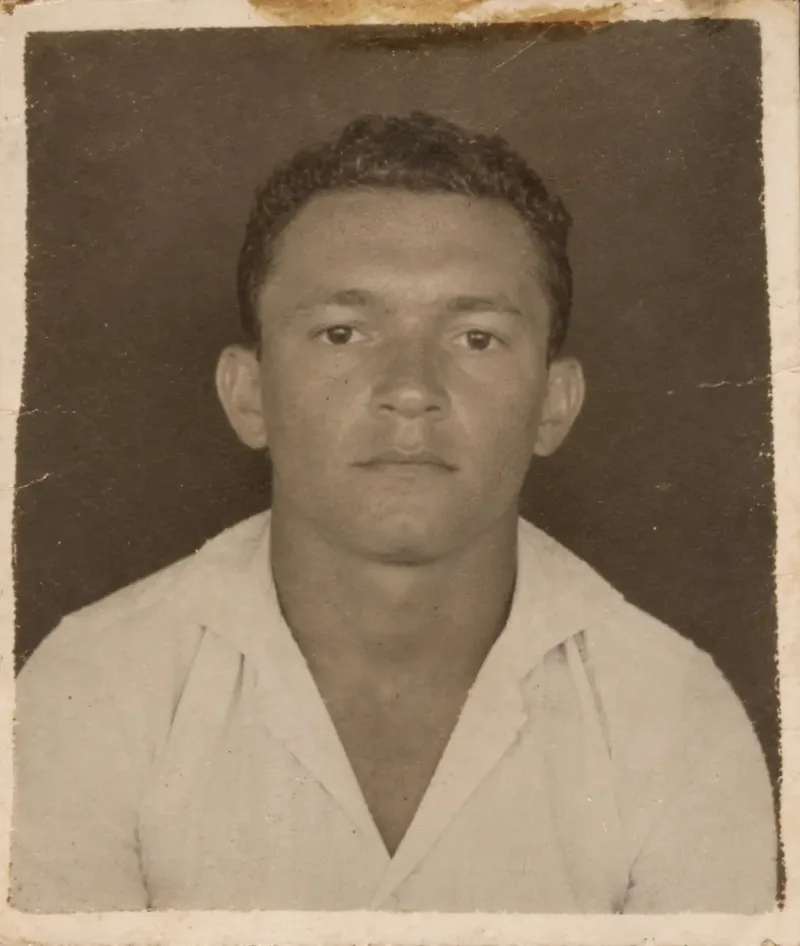 Mulher procura o pai desaparecido há 46 anos em Goiás