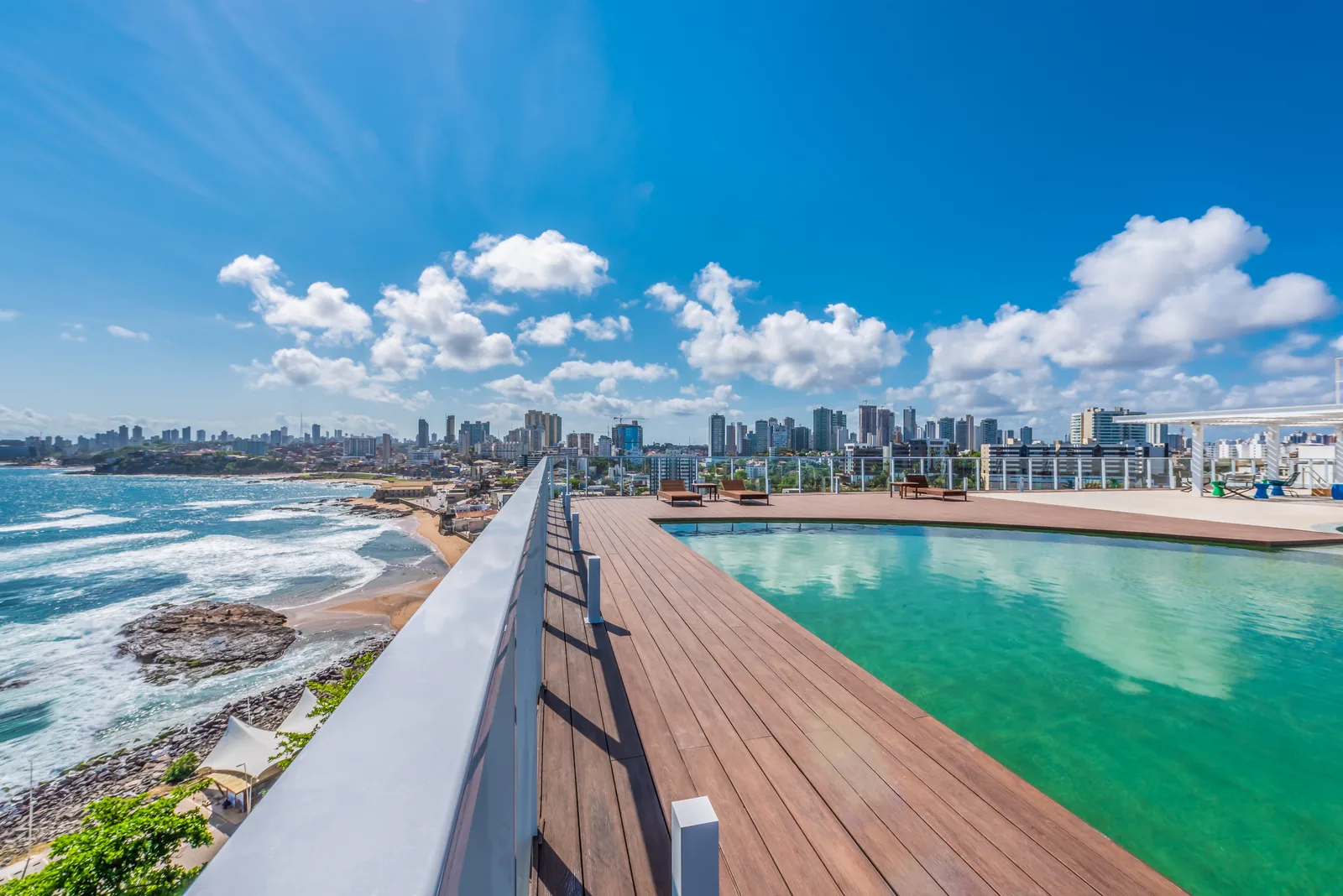 Novotel Rio Vermelho inicia reservas para hospedagem do Camarote Salvador