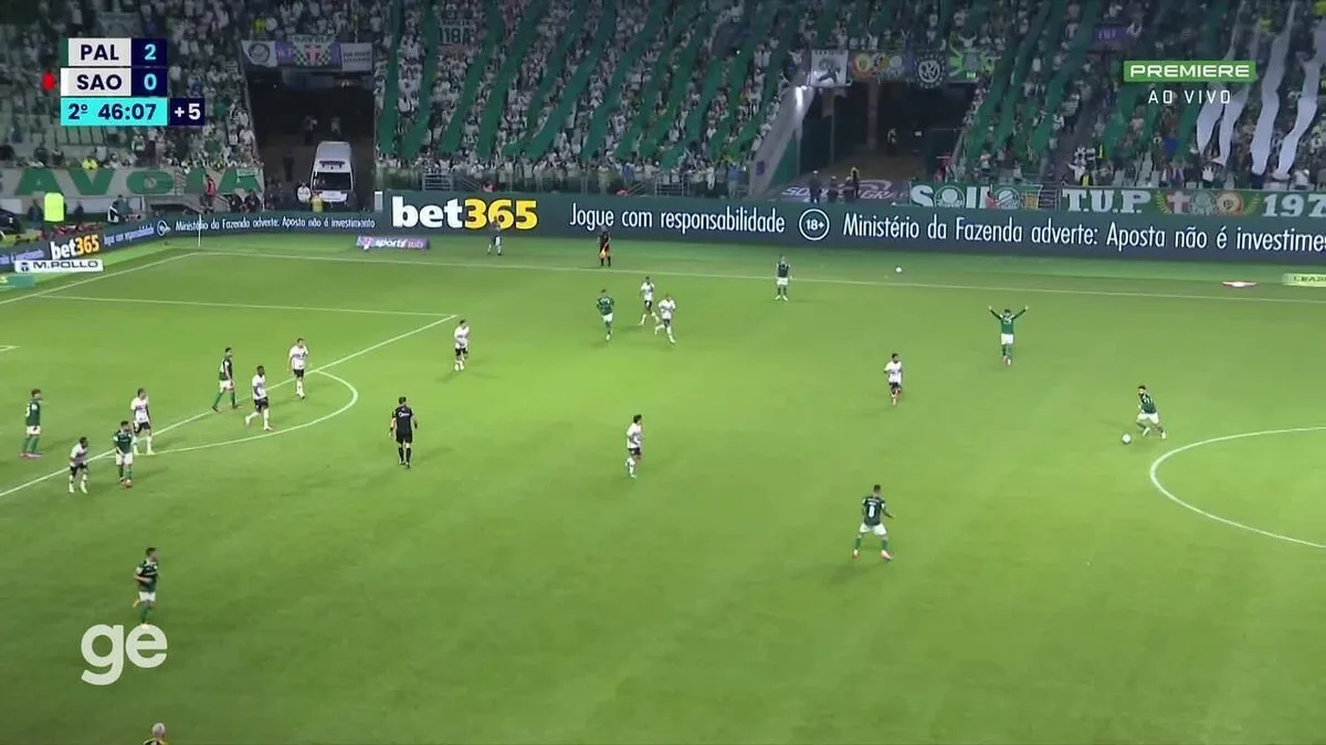 Palmeiras vence clássico e ironiza São Paulo após vitória no Brasileiro
