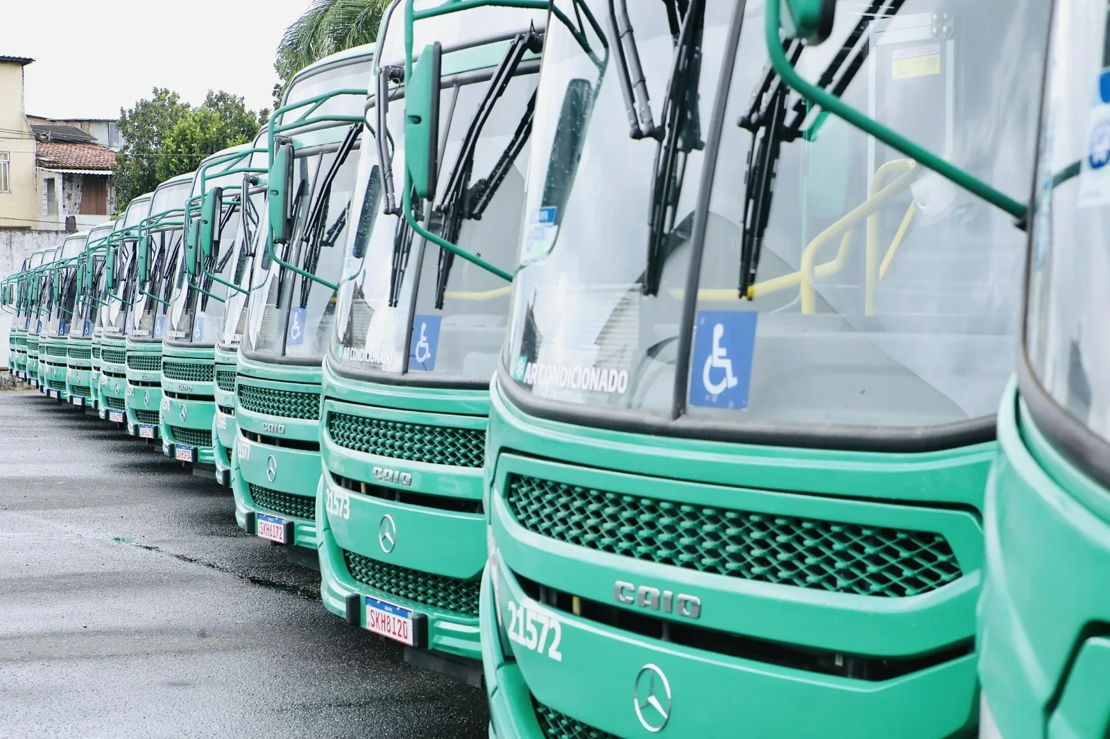Linha entre Cajazeiras XI e Águas Claras ganha novo código e viagens