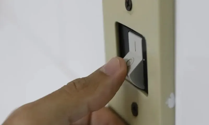 Salvador terá interrupções programadas de energia em 13 bairros nesta terça-feira