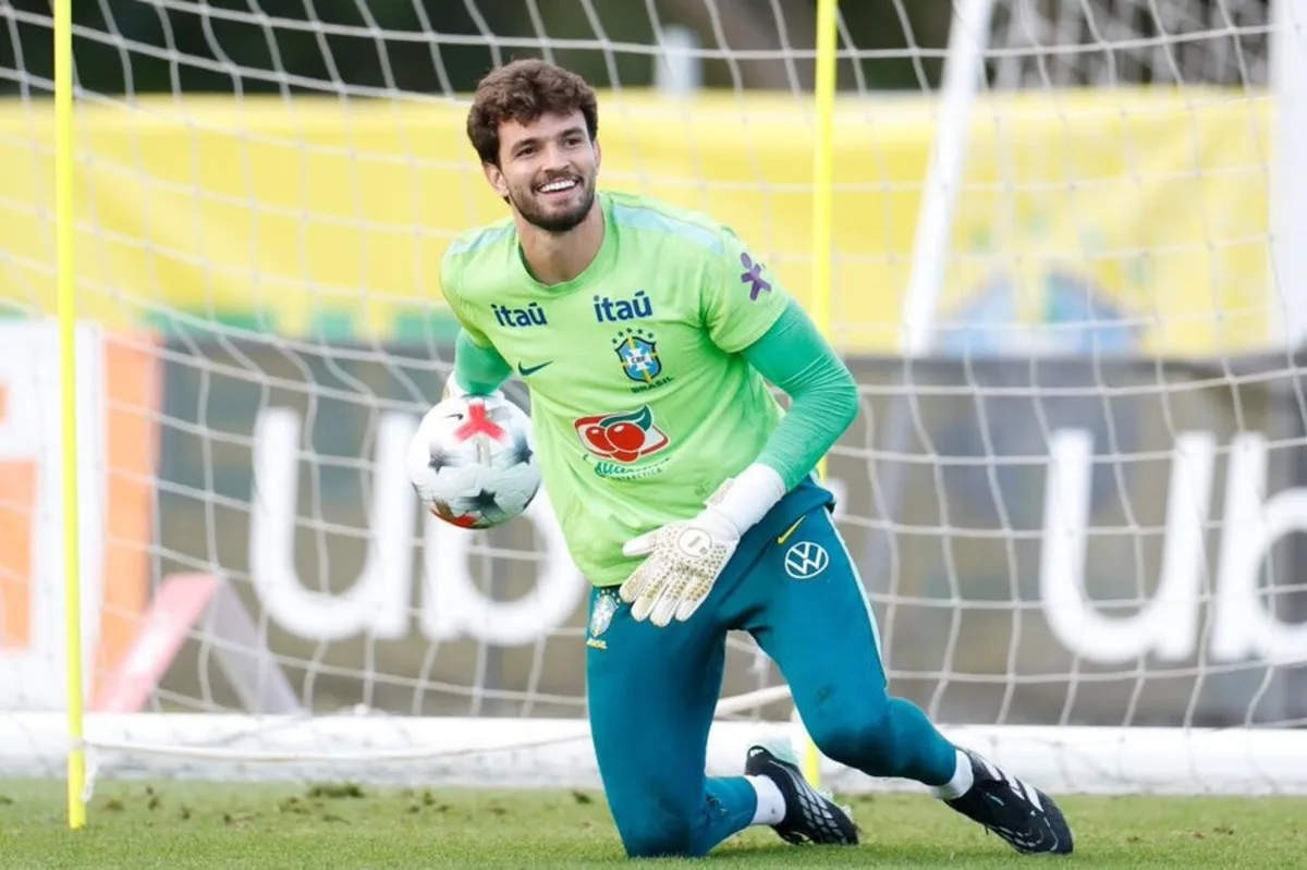 Otávio será o segundo goleiro mais jovem da Seleção no século