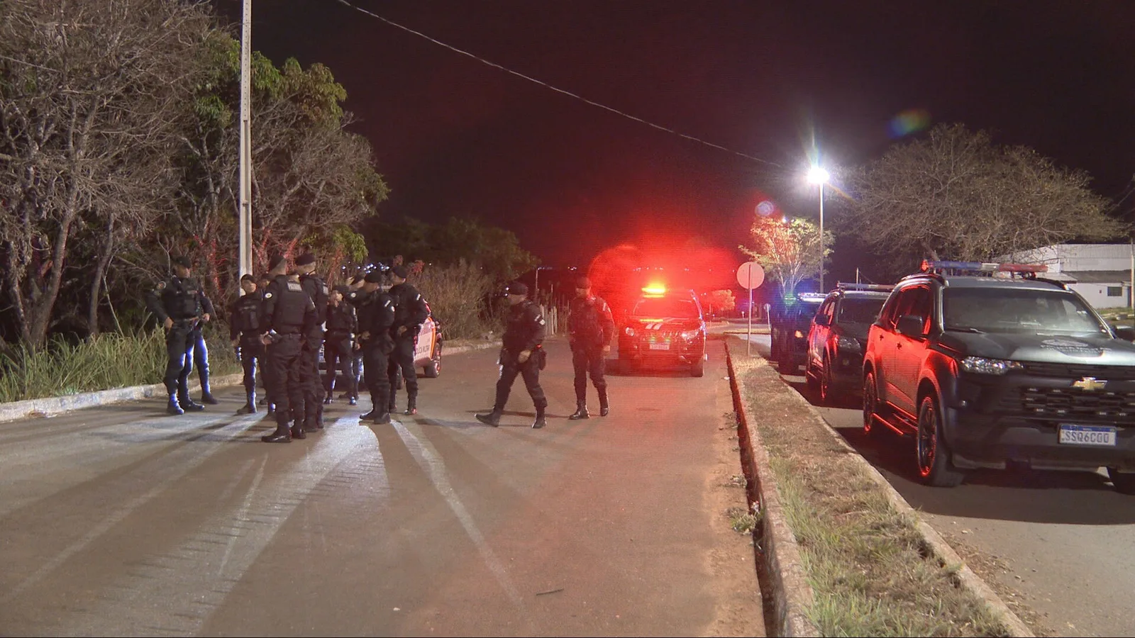 Polícia procura suspeito de matar mulher e atear fogo ao corpo no DF