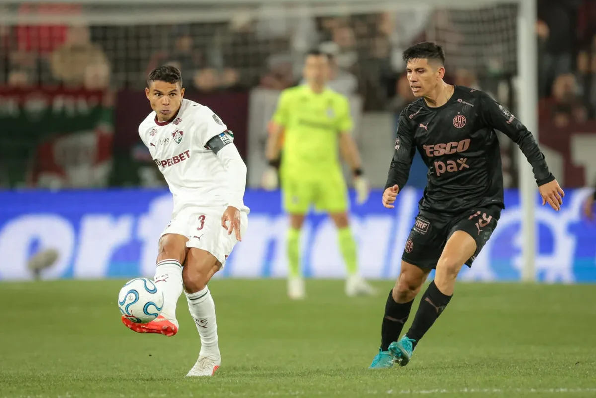 Fluminense perde para o Platense, mas garante vaga na semifinal da Libertadores