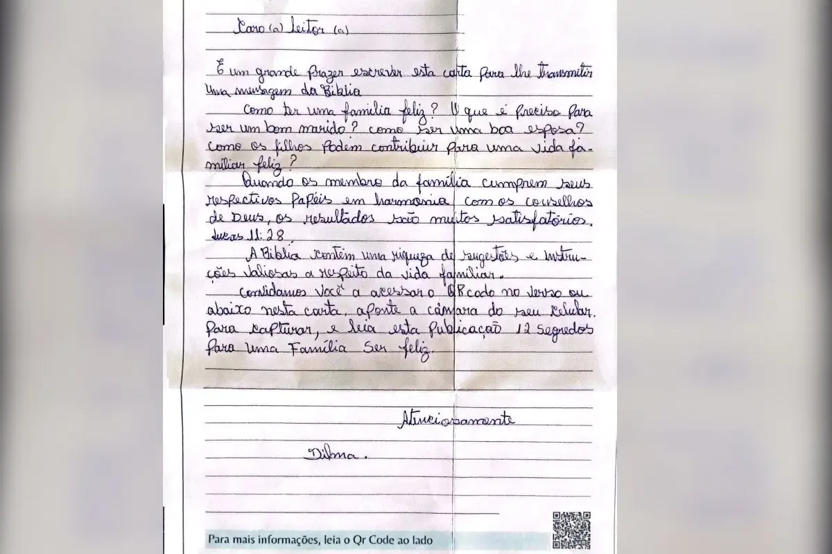 Carta manuscrita com QR Code causa desconfiança em moradora