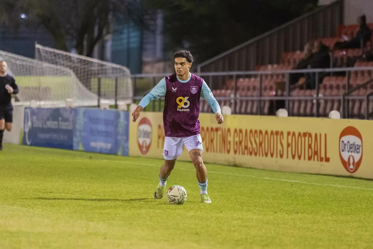 João Mendes fez teste no Atlético-MG sem revelar ser filho de Ronaldinho