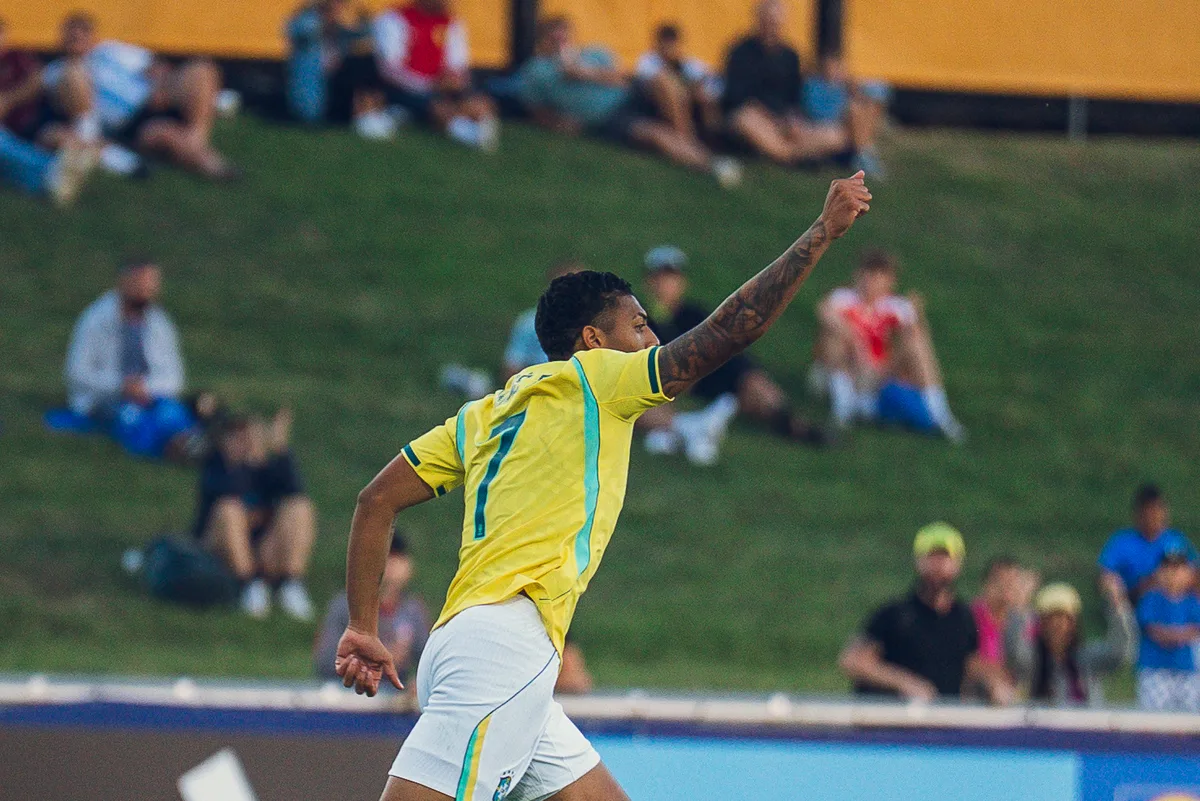 Kauê Furquim marca no fim, e Brasil avança no Torneio da Amizade UEFA