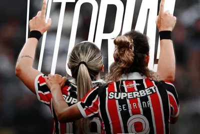 São Paulo vira sobre o Corinthians e abre vantagem na final do Brasileiro Feminino