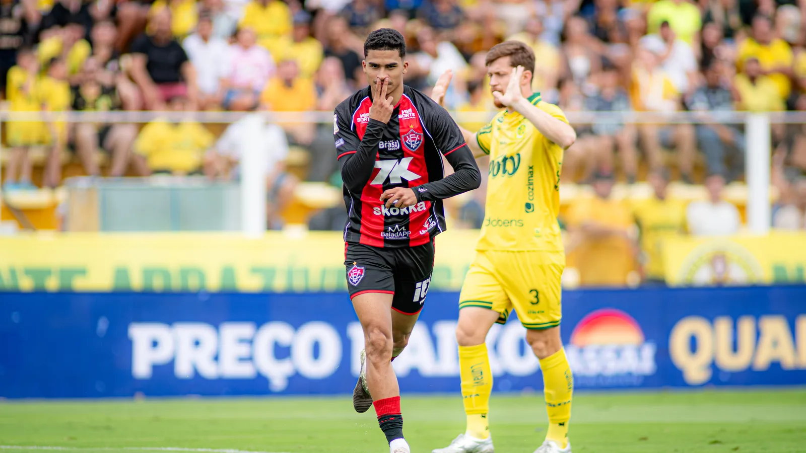 Renê marca duas vezes, mas Vitória cede empate ao Mirassol