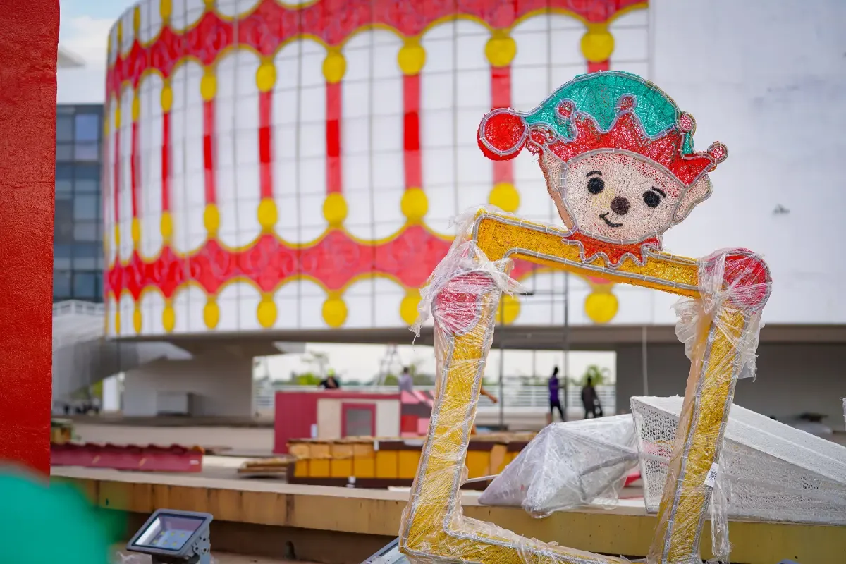 Natal do Bem amplia área gastronômica e mantém árvore de 40 metros em Goiânia