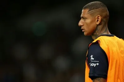 Regra da Fifa impede empréstimo de Richarlison ao Vasco
