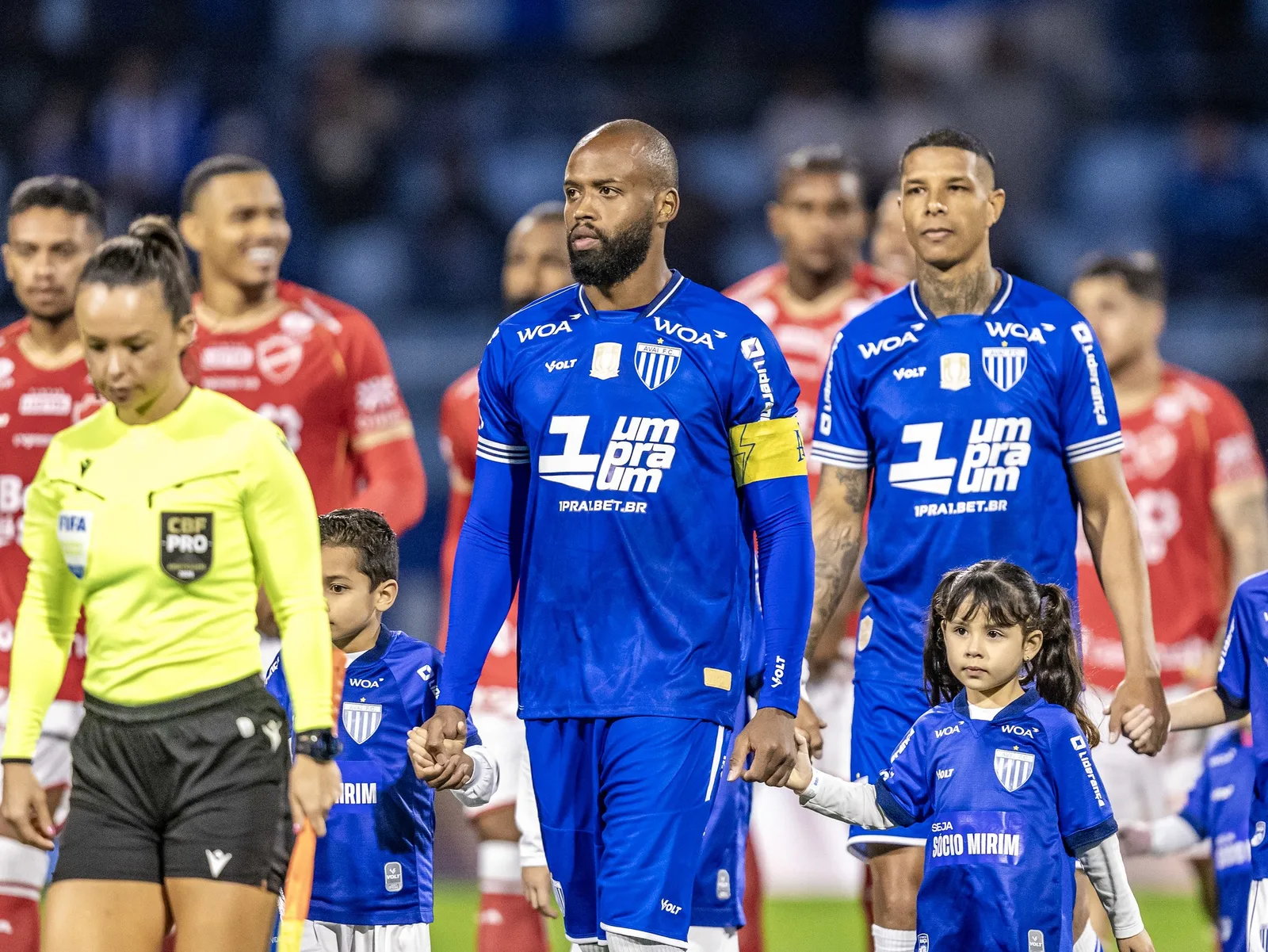 Avaí diz não ver risco financeiro imediato com possível suspensão das bets