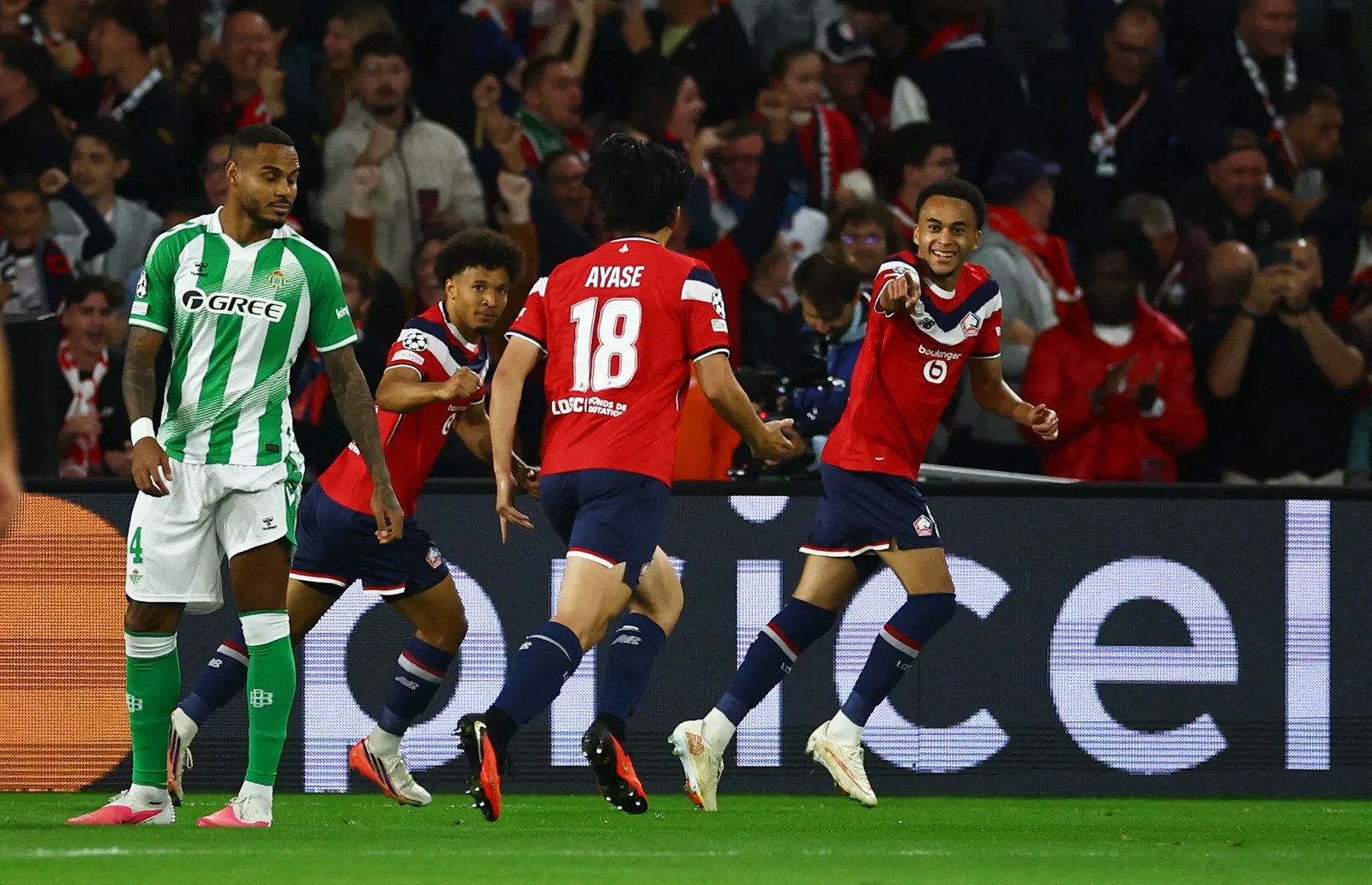 Ethan Mbappé é expulso, pede desculpas e recebe apoio do irmão