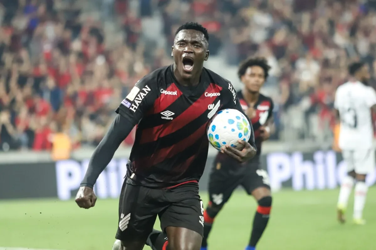 Kevin Viveros recebe primeira convocação para a seleção da Colômbia