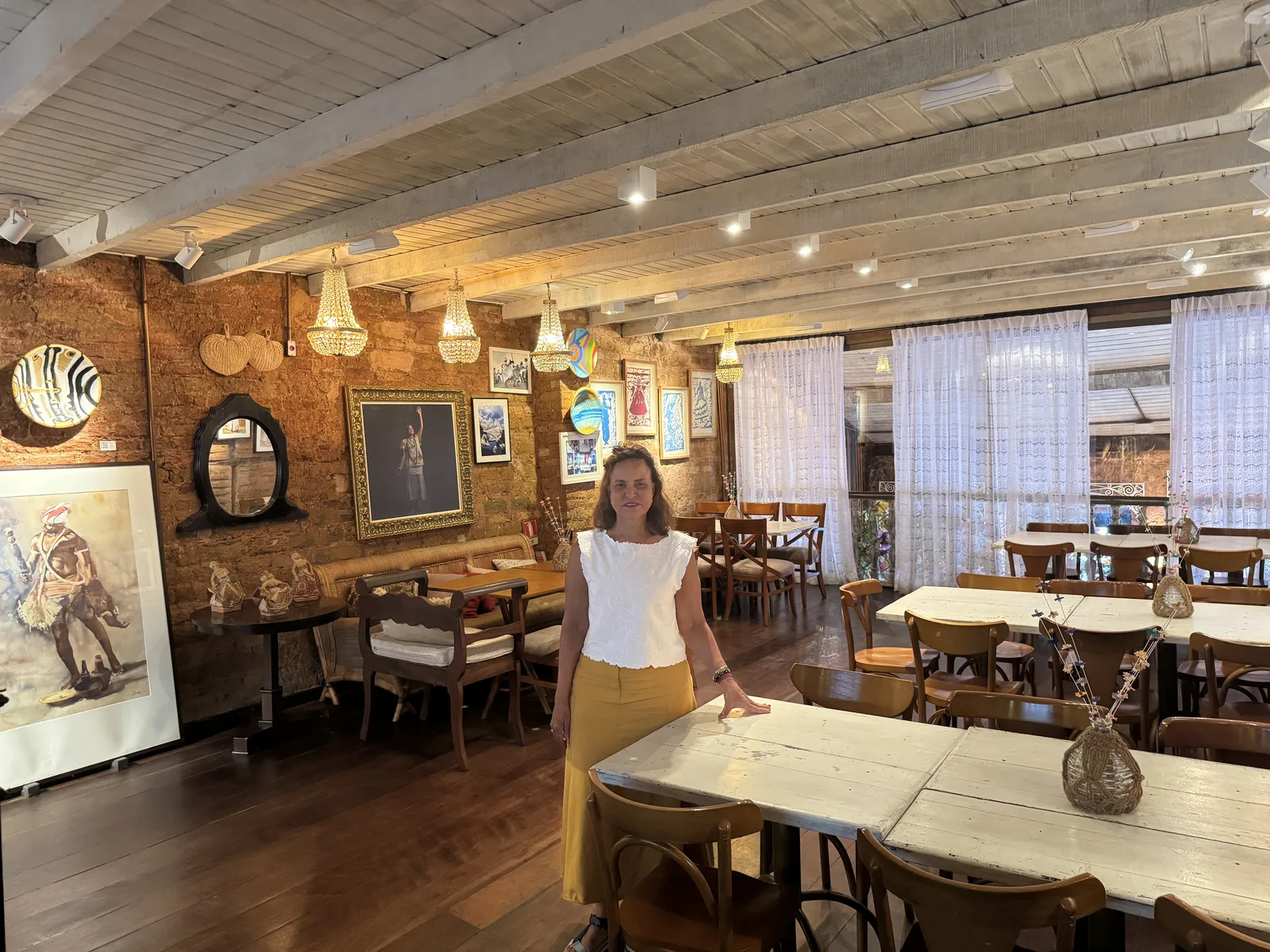 Casa de Tereza celebra 14 anos com arte, literatura e gastronomia