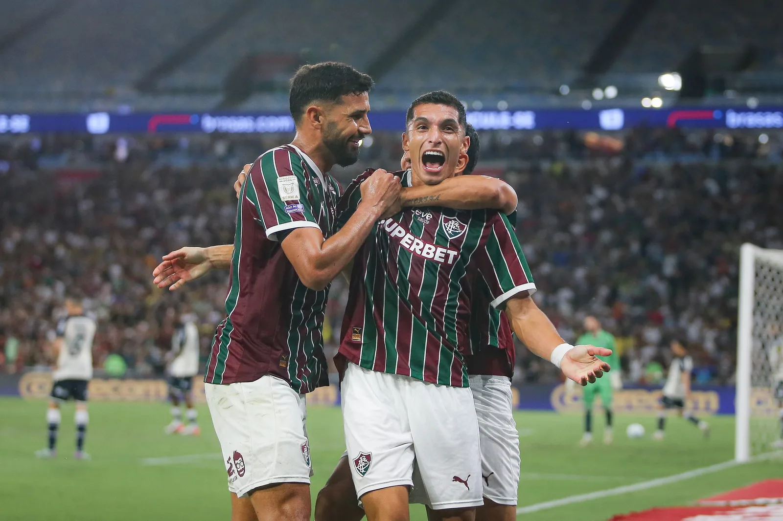 Serna ganha força no Fluminense após sequência sob comando de Marcão