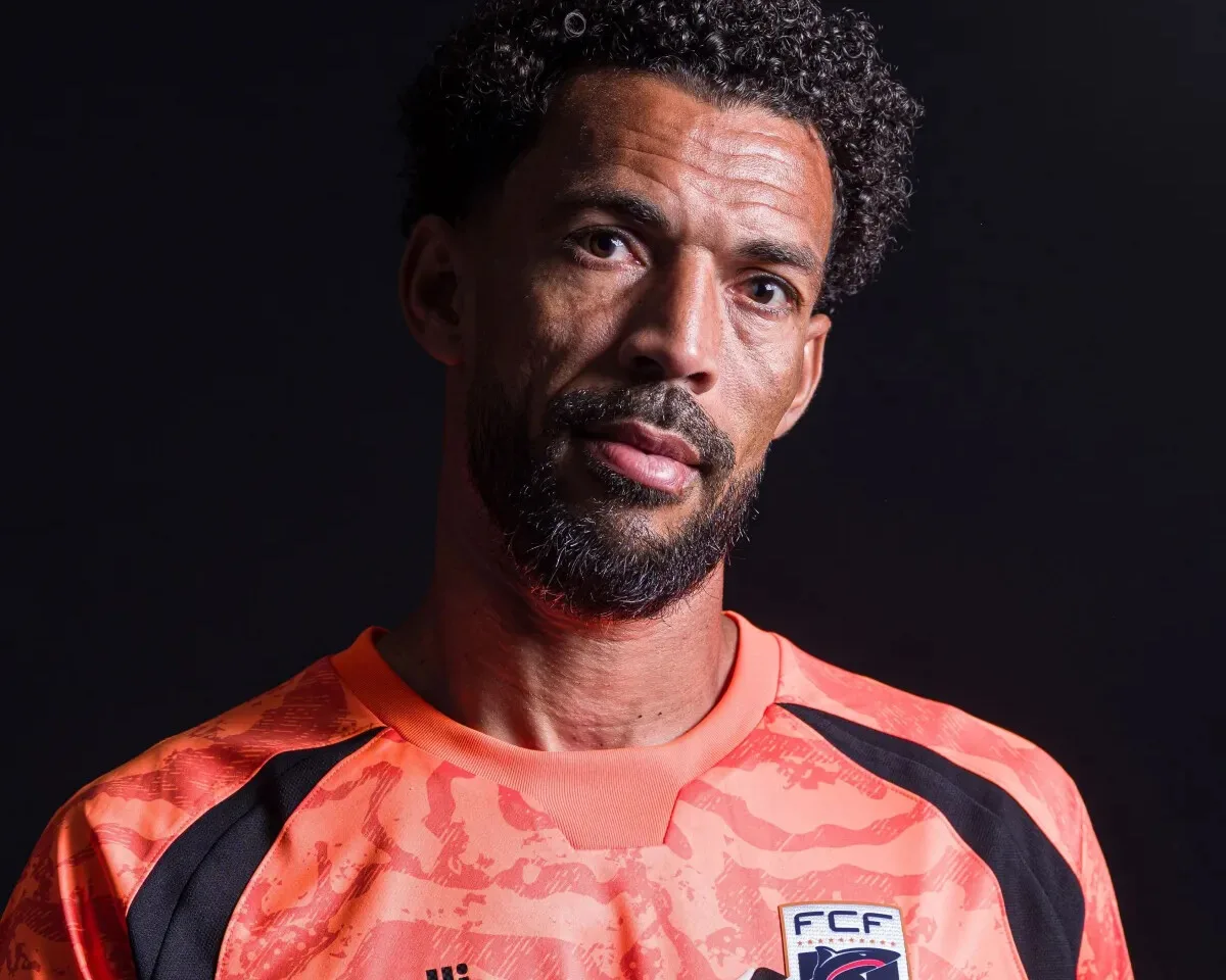 Vozinha diz que perdeu privacidade após ganhar notoriedade no futebol