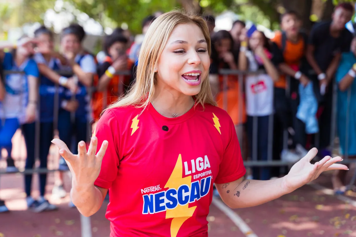 Flávia Saraiva vence final das assimétricas na Copa do Mundo na Hungria