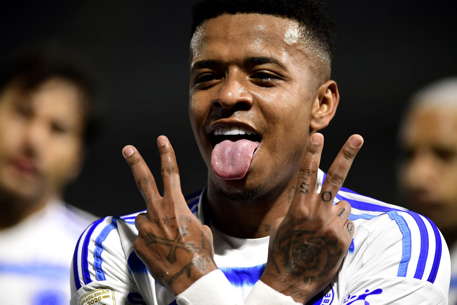 Arroyo amplia preparação no Cruzeiro e volta à seleção do Equador