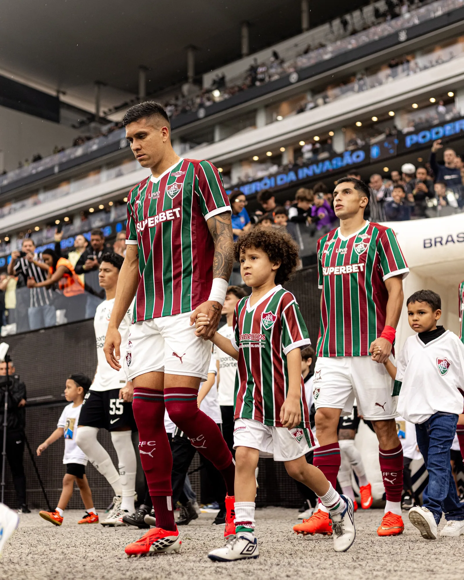 Millán destaca apoio dos estrangeiros do Fluminense na adaptação ao Brasil