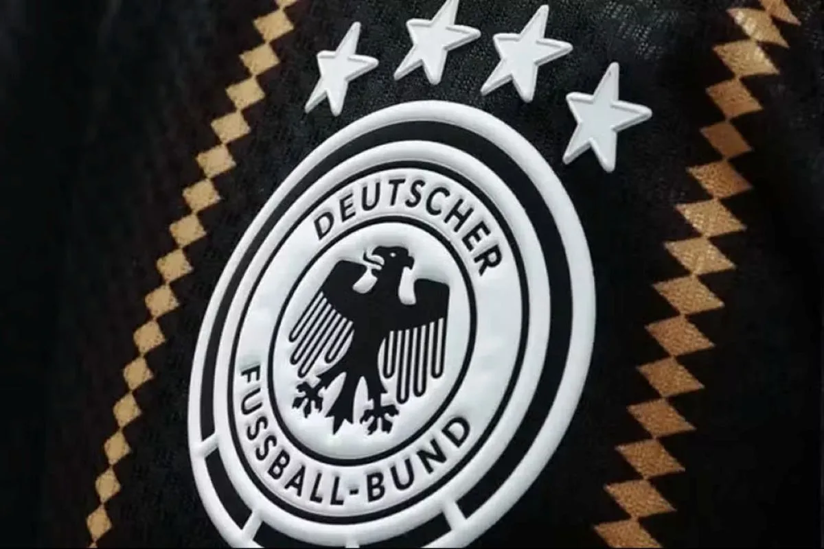 Alemanha apresenta última camisa da Adidas após 72 anos de parceria