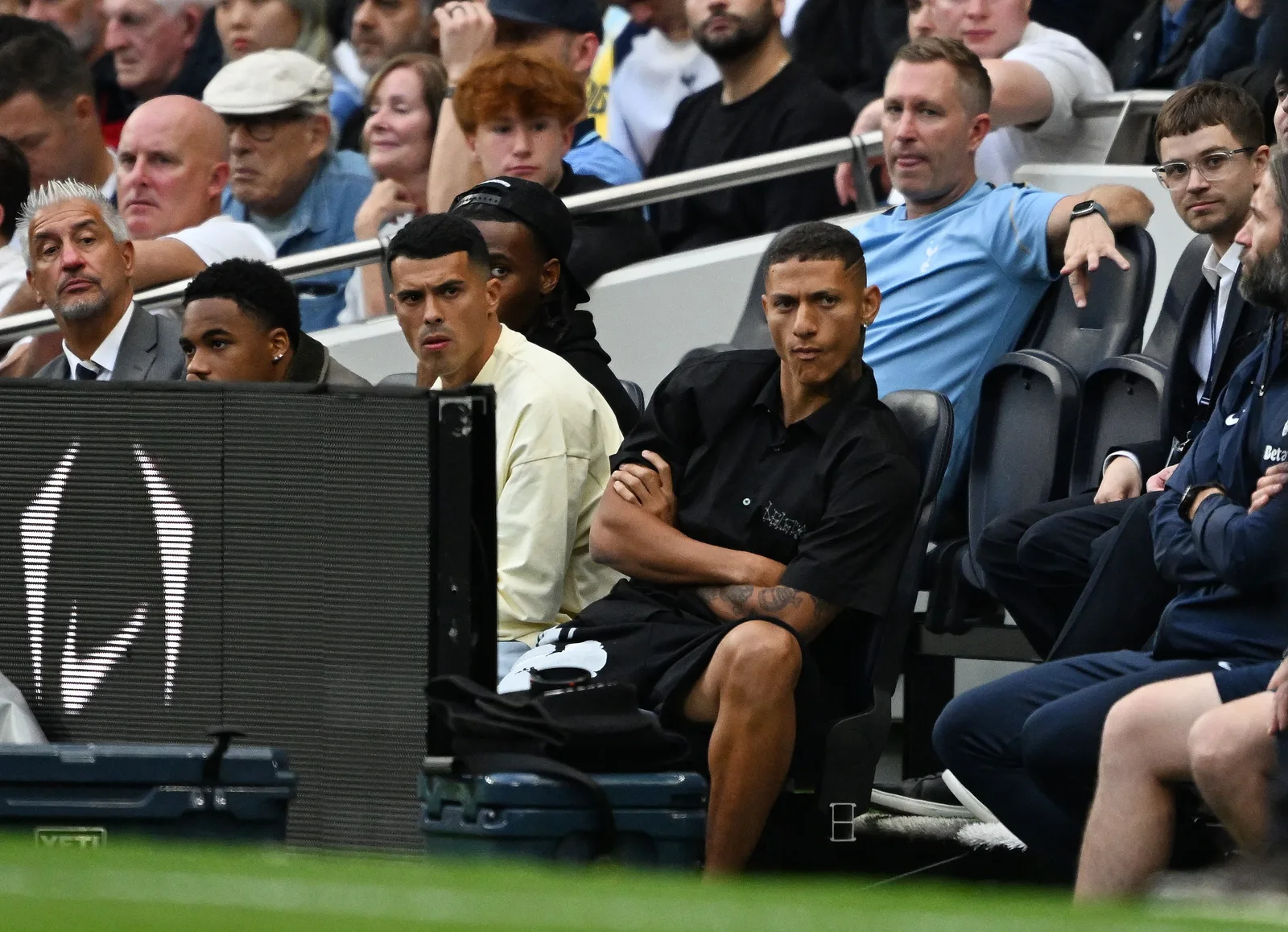 Richarlison fica fora do Tottenham contra o Liverpool pela Copa da Liga