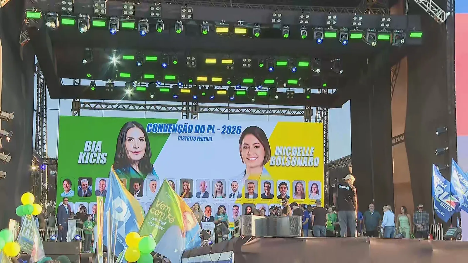 TRE-DF retira propagandas de Bia Kicis por tempo de Michelle