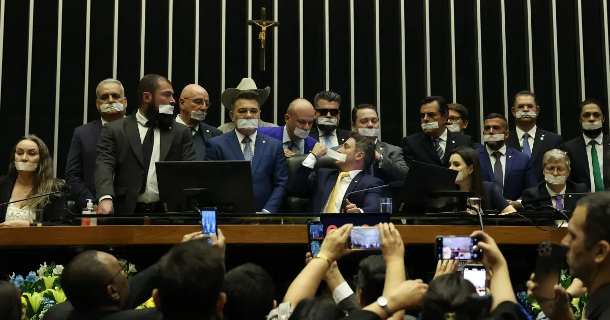 Mesa da Câmara encaminha denúncias contra deputados à Corregedoria