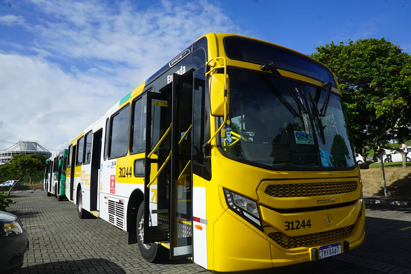 Salvador começa a receber 326 ônibus novos sem reajuste na tarifa