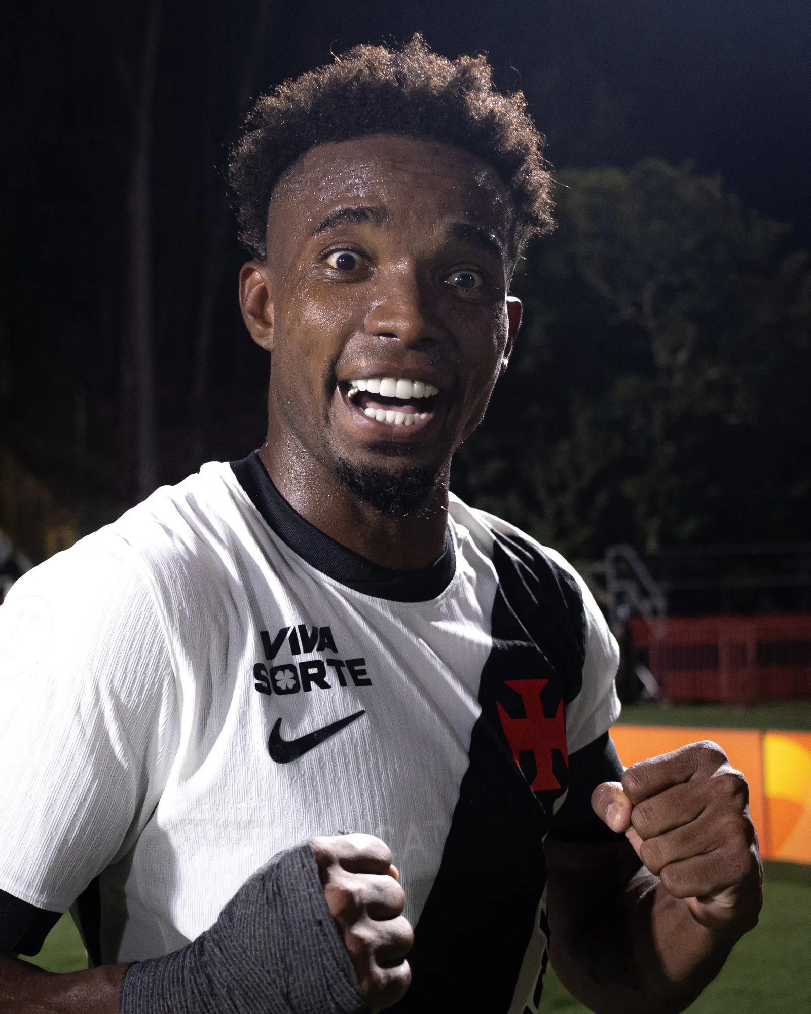 Thiago Mendes aponta desrespeito do Vitória como motivação para o Vasco