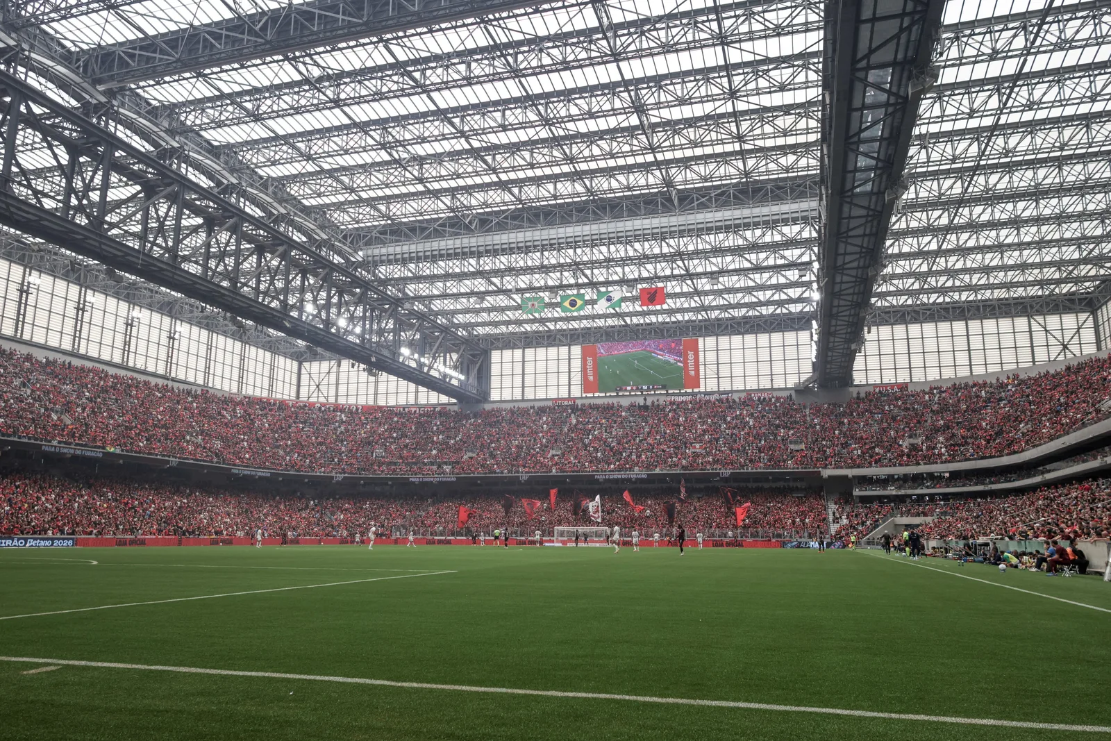Athletico e Bahia duelam por vaga no G4 do Brasileirão