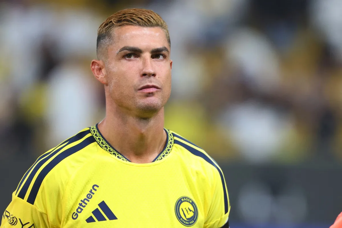 Cristiano Ronaldo negocia compra do Al-Nassr com grupo de investidores