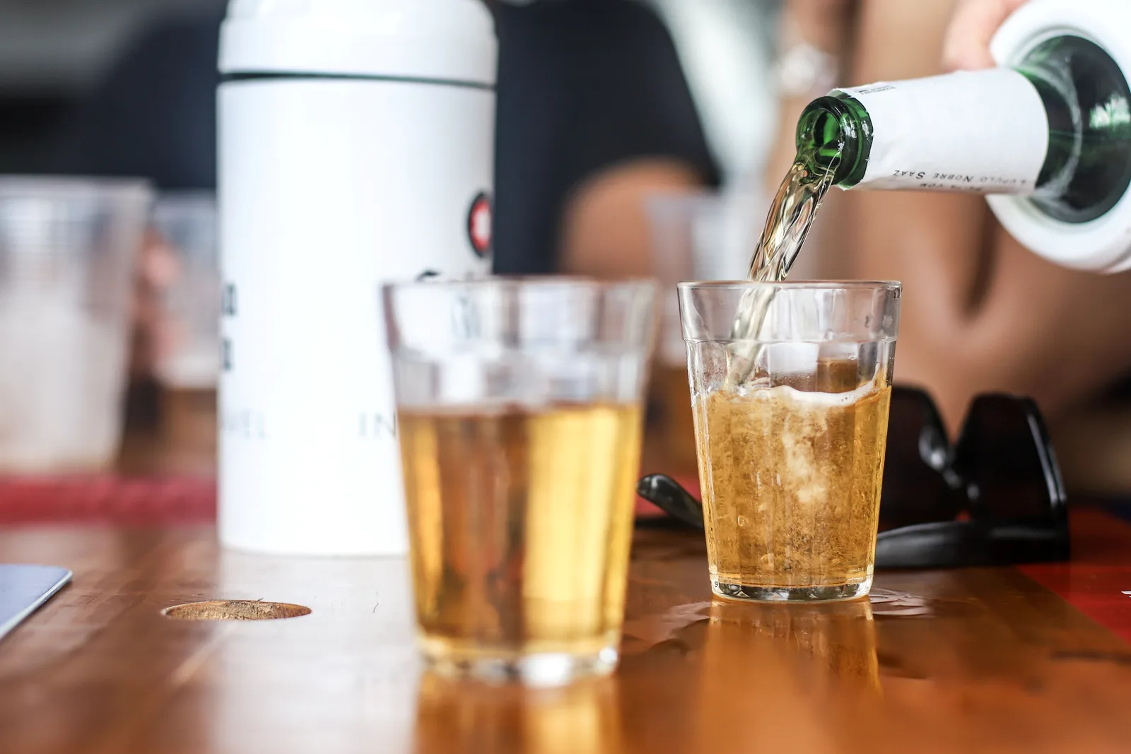MP-BA investiga depósito por venda de bebidas vencidas em Salvador