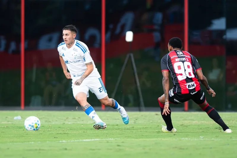 Vitória já desperdiçou 12 pontos após abrir vantagem no Brasileirão