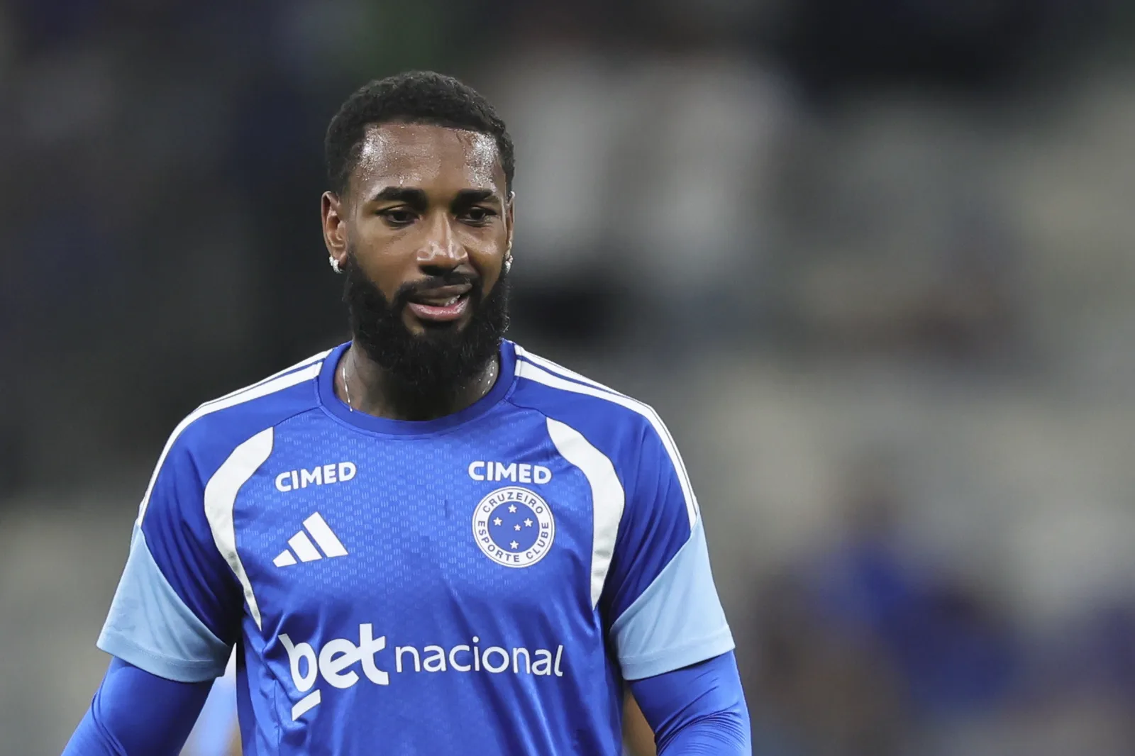 Cruzeiro relaciona Gerson para duelo no Mineirão, mas meia ainda não tem vaga garantida