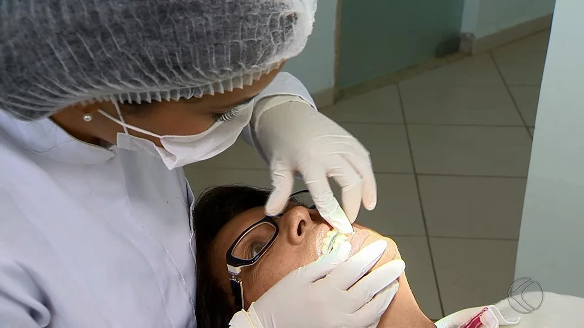 Bocejo provoca luxação da mandíbula em adolescente do Distrito Federal