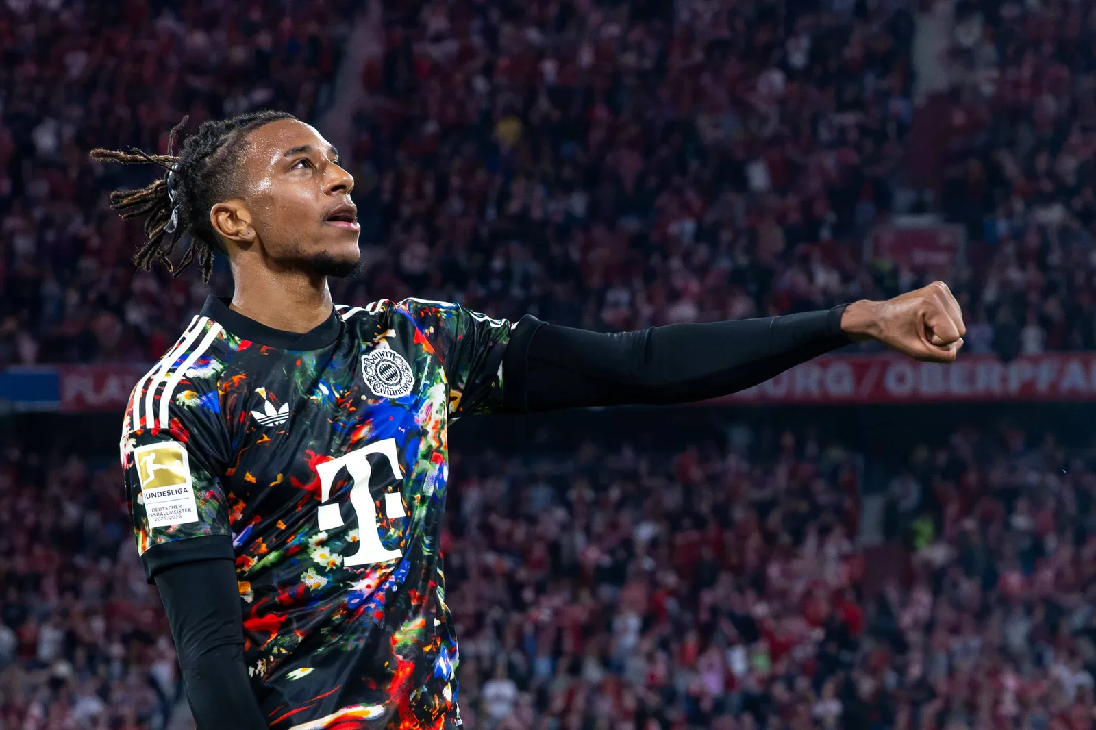 Olise lidera goleada do Bayern sobre o Union Berlin na Bundesliga