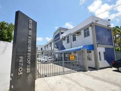 Réu recebe pena de 35 anos por matar mulher grávida em Lauro de Freitas