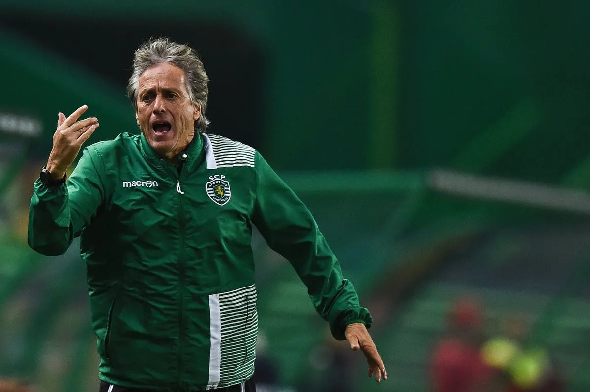 Jorge Jesus acumula atritos com Cardozo, Neymar, Slimani e Michael