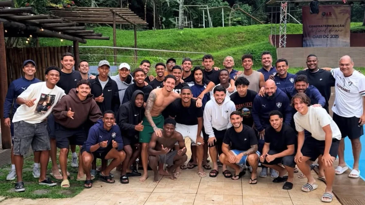 Fred equilibra rotina intensa e formação no sub-20 do Fluminense