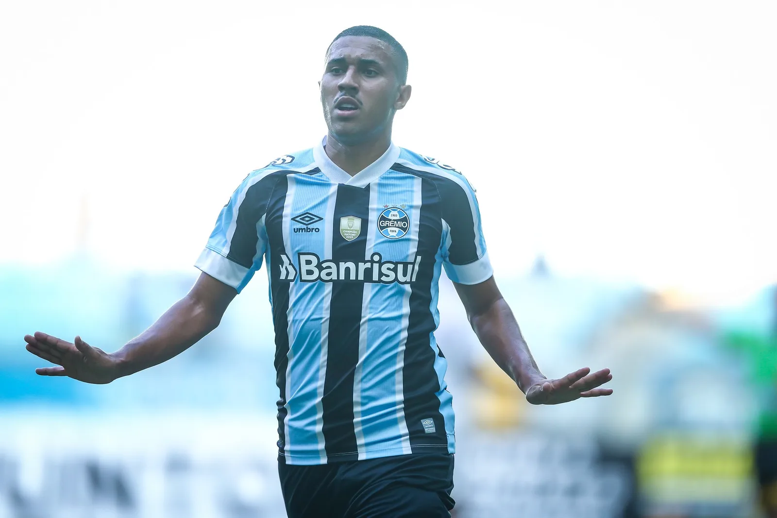 Avaí se aproxima de acerto com Rildo, atacante que estava no Santa Clara