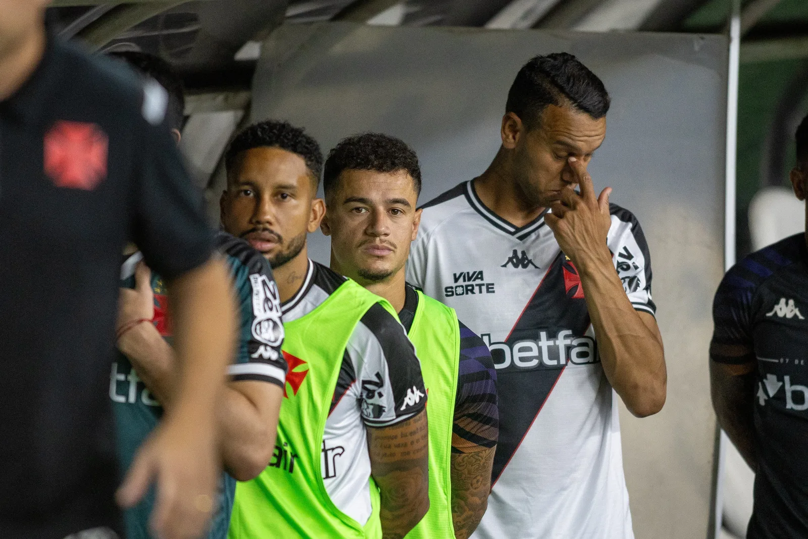 Souza afirma que Coutinho abriu mão de dinheiro ao deixar o Vasco