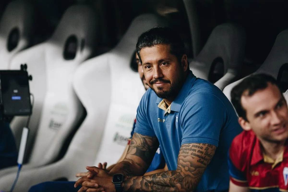 Remo define Thiago Carpini como principal opção para o lugar de Léo Condé
