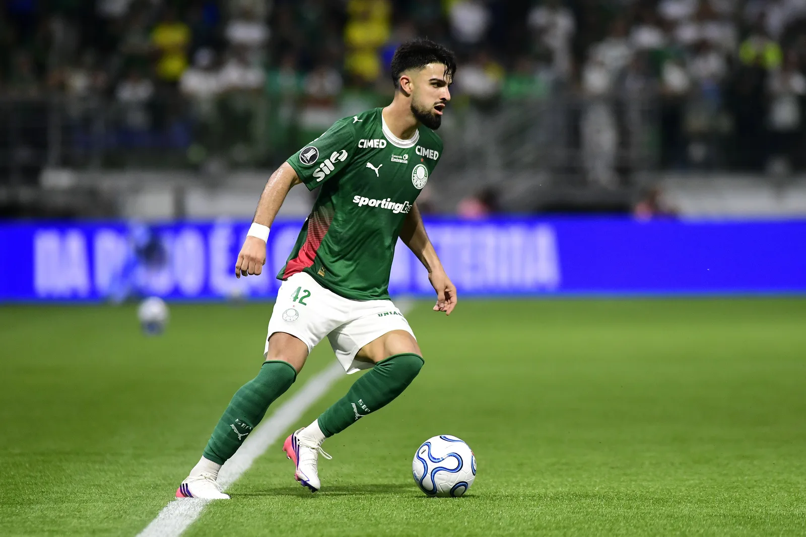 Flaco López lidera ranking de jogadores mais valiosos do futebol brasileiro